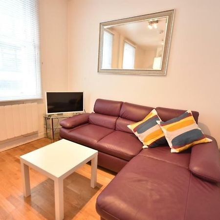 Apt 2, Soho Apartments 1St Floor By Indigo Flats Londyn Zewnętrze zdjęcie