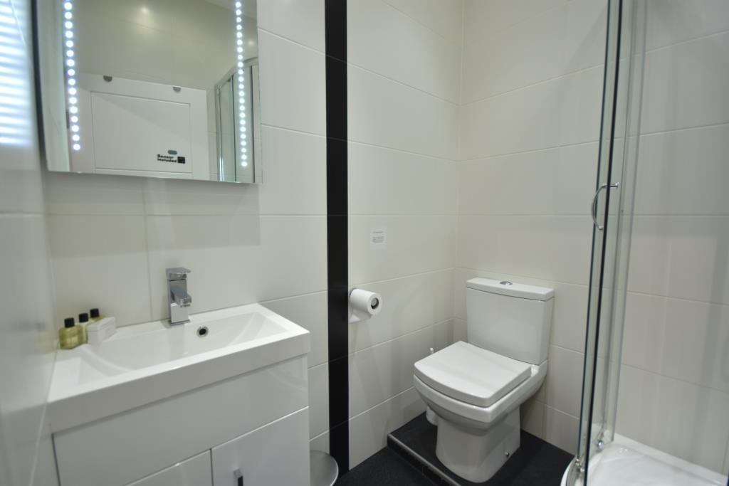 Apt 2, Soho Apartments 1St Floor By Indigo Flats Londyn Zewnętrze zdjęcie